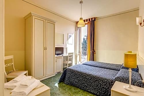 Hotel Marine