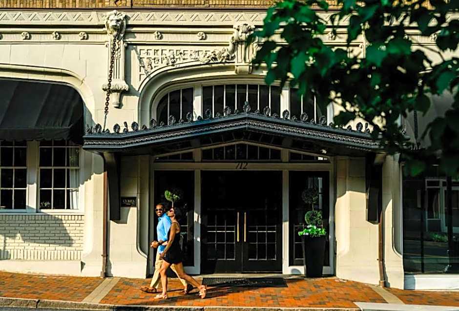 The Virginian Lynchburg, Curio Collection By Hilton