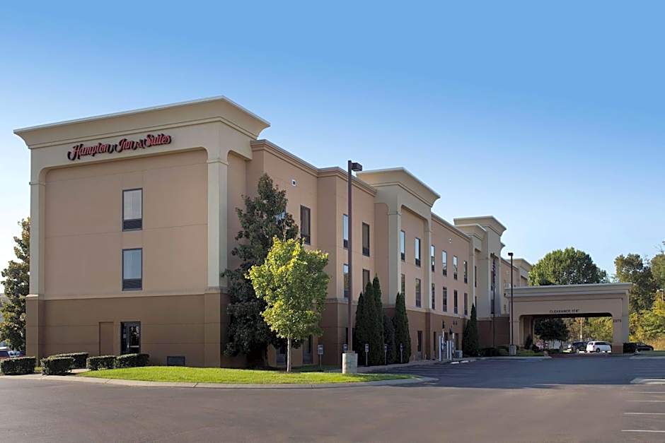 HAMPTON INN & SUITES BY HILTON NASHVILLE-SMYRNA