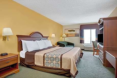King Room - Disability Access/Non-Smoking