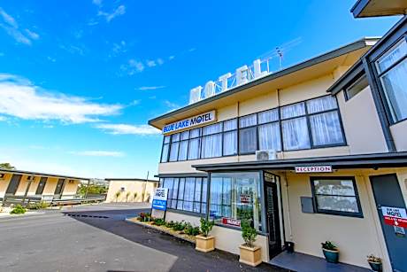 Blue Lake Motel