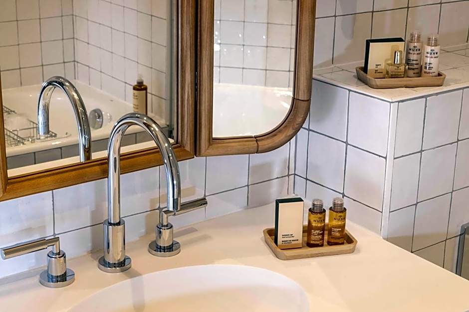 Hotel Louvre Montana