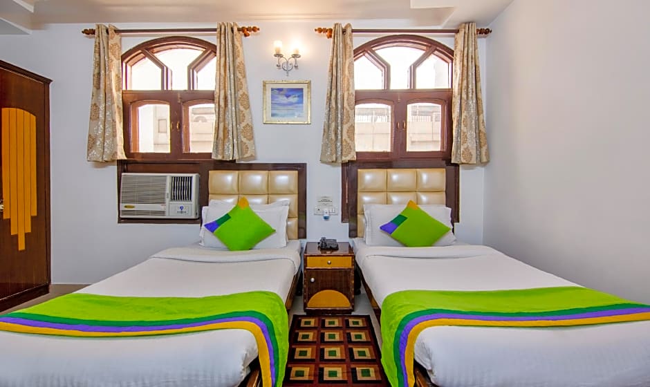 Treebo Paras International