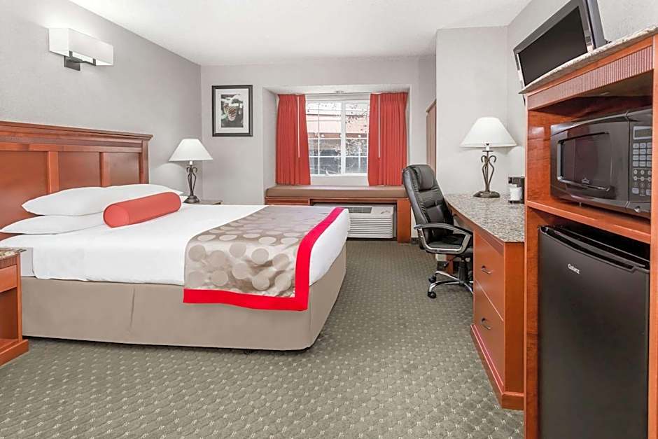Ramada by Wyndham Frisco