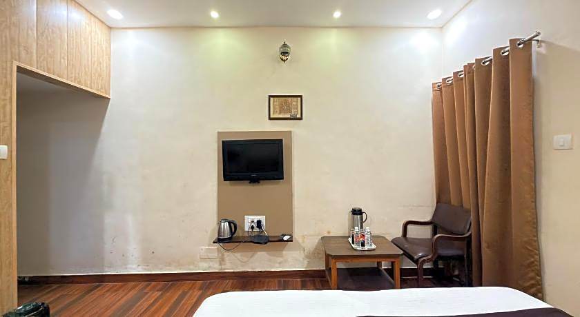 Hotel Padmini International