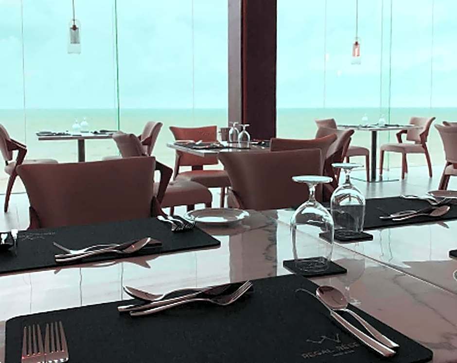 Regal Reseau Hotel  Spa