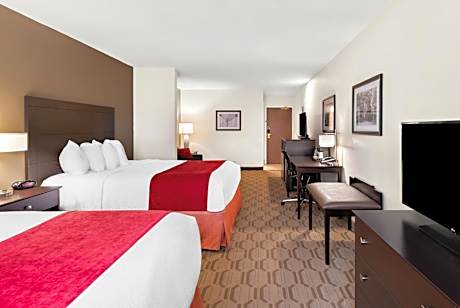 Queen Suite with Two Queen Beds and Sofa Bed