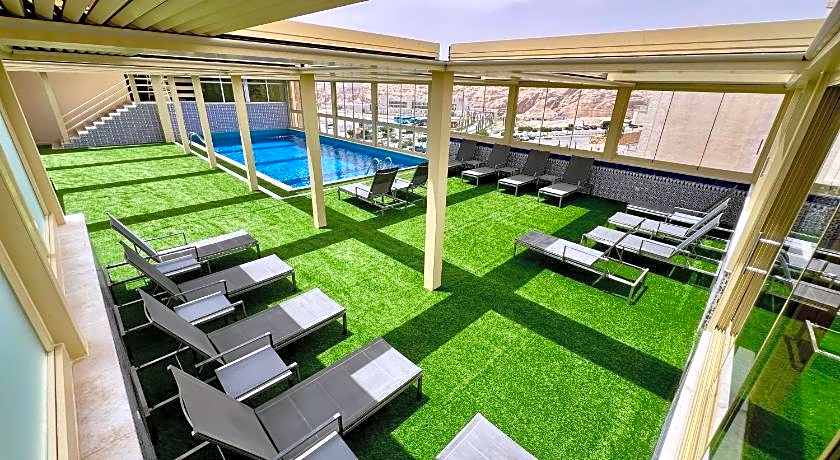 Petra Moon Hotel