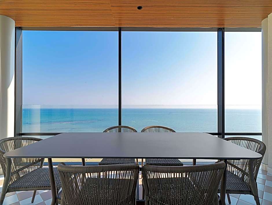 LIV Mackenzie Beach Suites Larnaca ADULTS ONLY