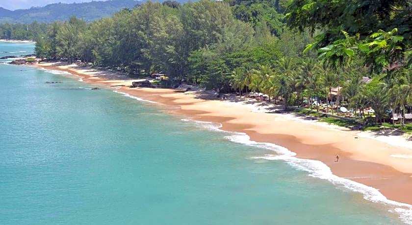 Khaolak C-nior Bungalows