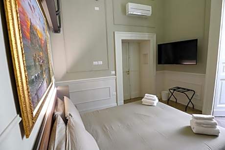 Double Room with Private External Bathroom