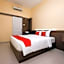 RedDoorz Plus near Paragon Mall Semarang