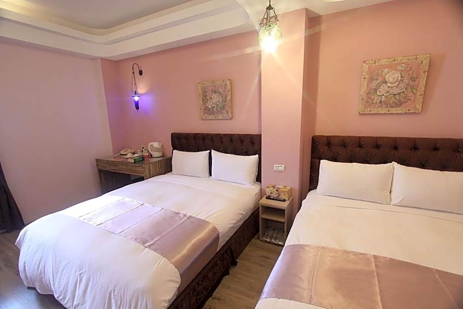 Moroccan Holiday Suite