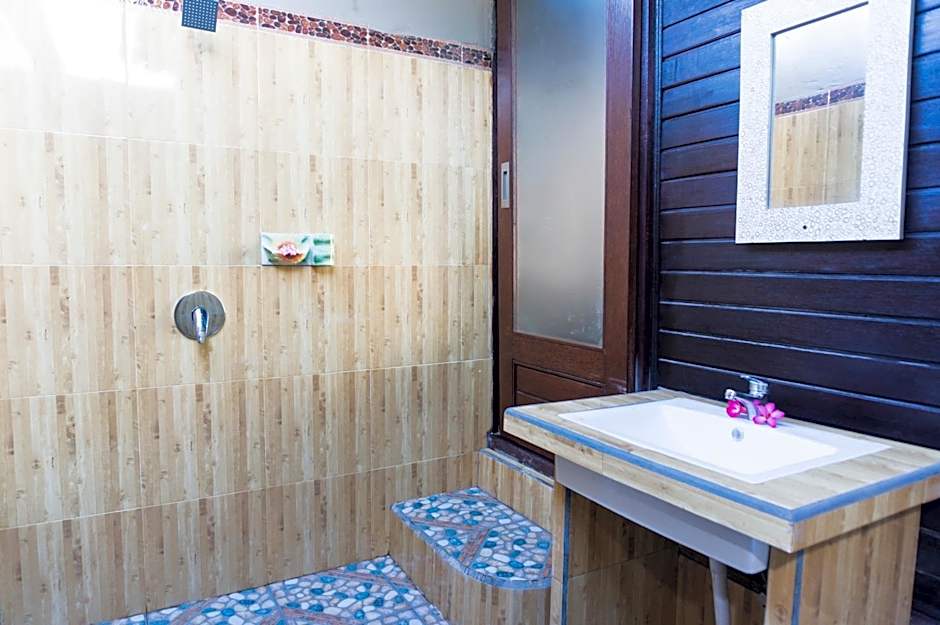 Sunrise Ocean Hut's Lembongan