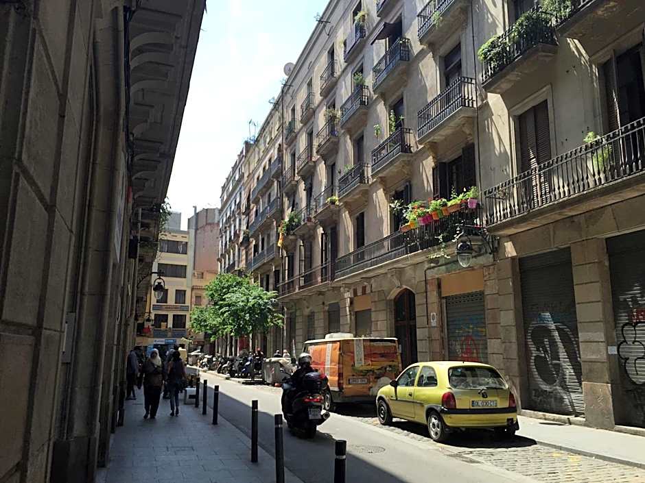 BCN Home Guest House