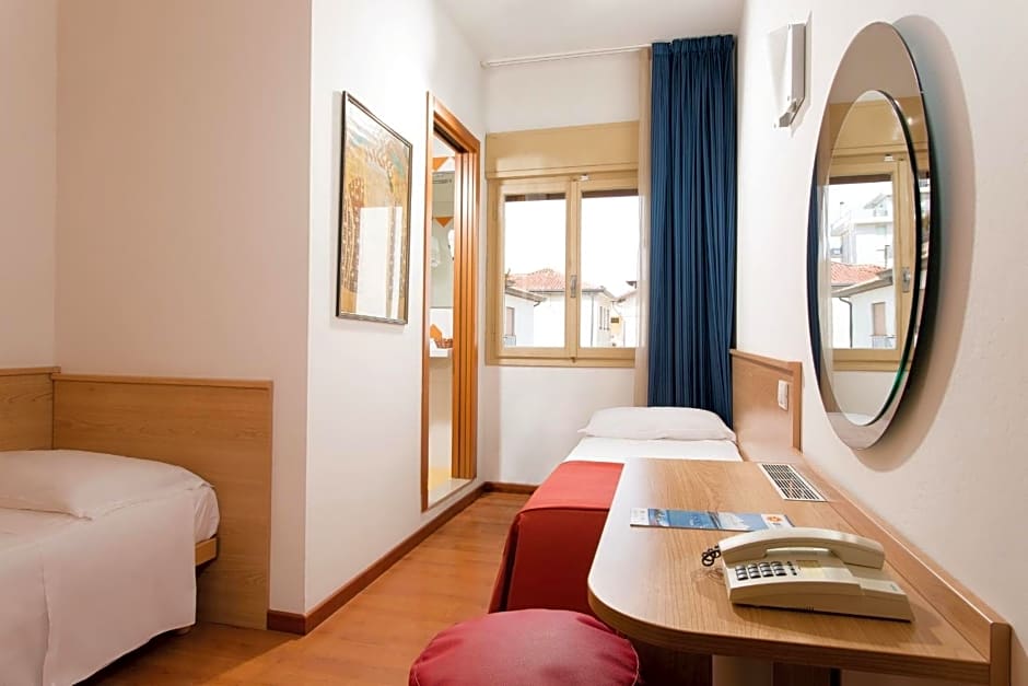 Hotel Diana