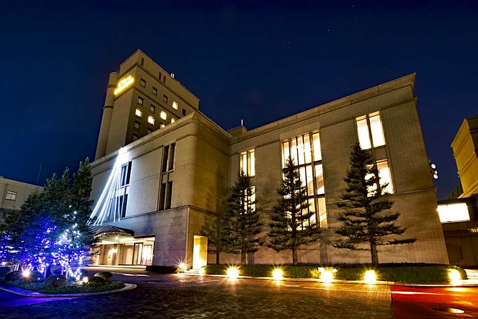 Okura Chiba Hotel