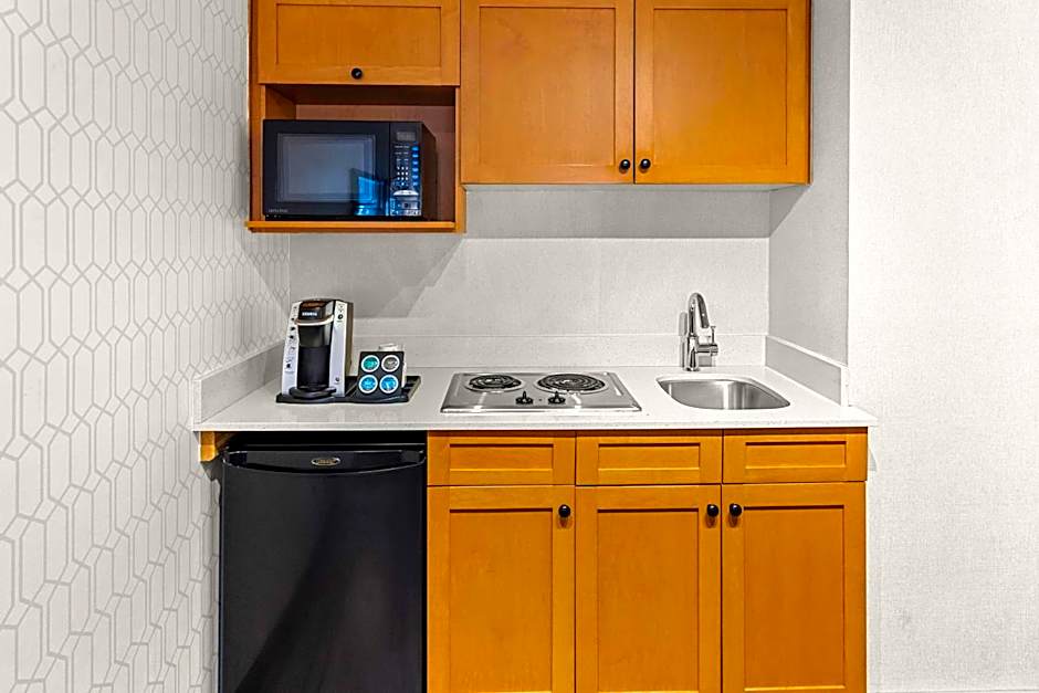 Best Western Plus Langley Inn