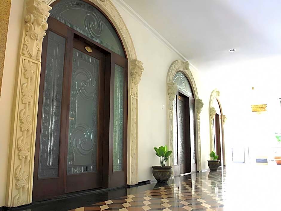 The Grand Palace Hotel Malang
