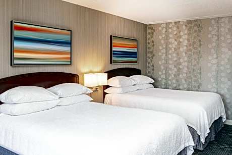 Queen Room with Two Queen Beds and Sofa Bed - Mobility Accessible with Tub
