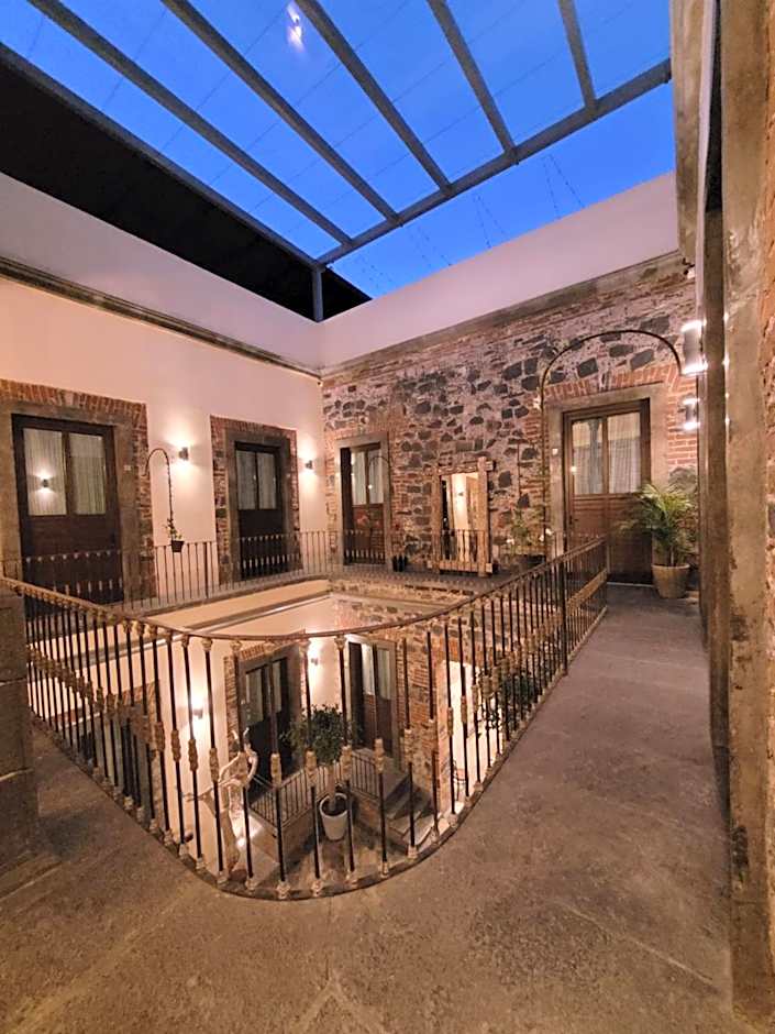 Milo Collection Hotel