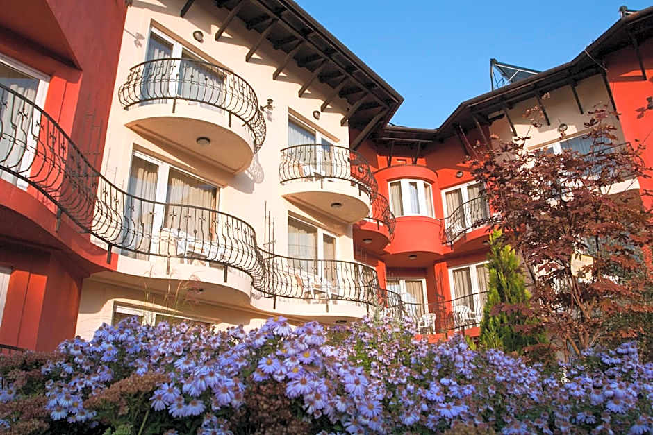 Szőnyi Garden Hotel Pest