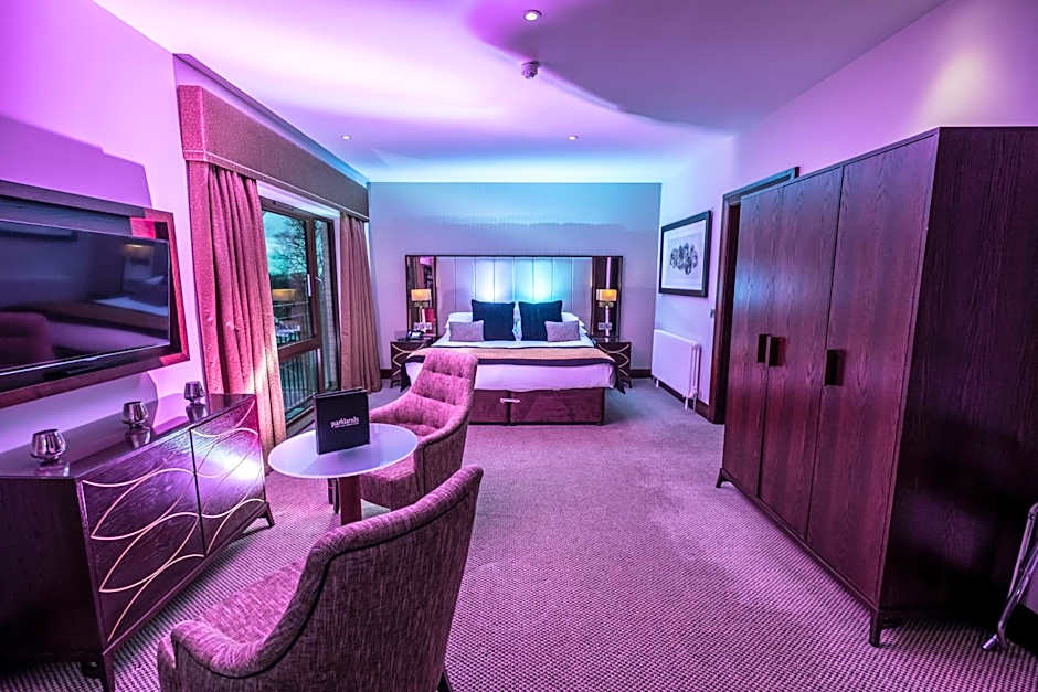 Parklands Hotel & Country Club