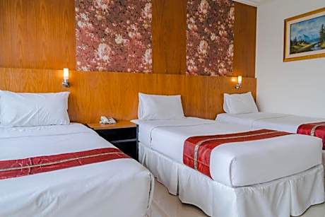 Triple Room with Balcony