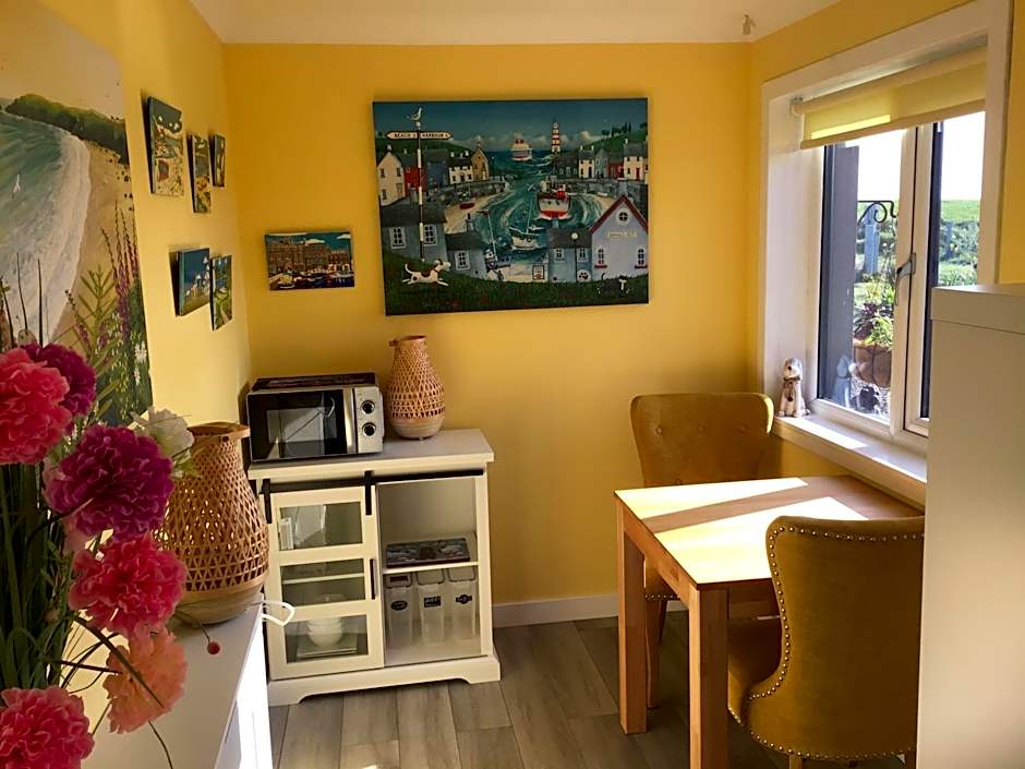 Old School B&B Super King Exclusive 5 Room private suite