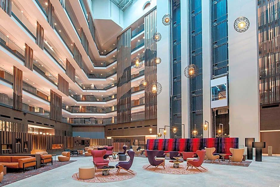 Sheraton Grand Tbilisi Metechi Palace