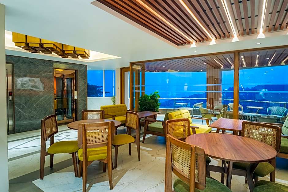 Tripli Hotels M & Resort