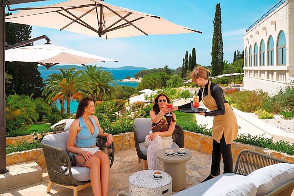 Hotel Moeesy, Blue & Green Oasis - Adults Only