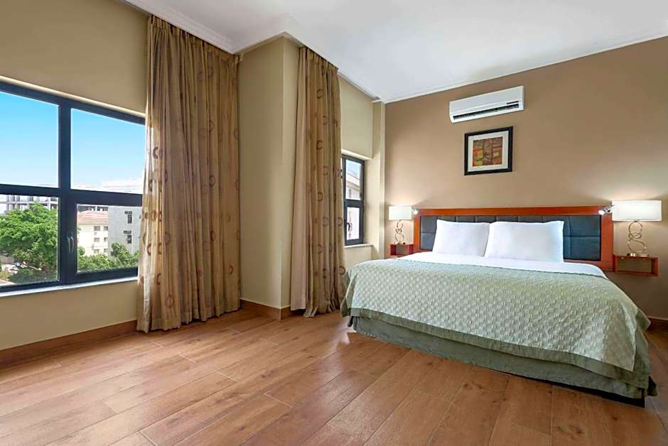 Hawthorn Suites By Wyndham Abuja