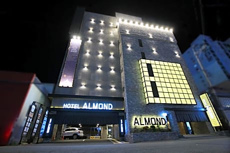 Changwon Masan Hotel Almond