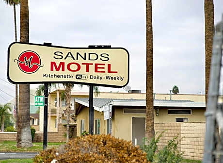 Sands Motel by Ontario Airport & Toyota Arena