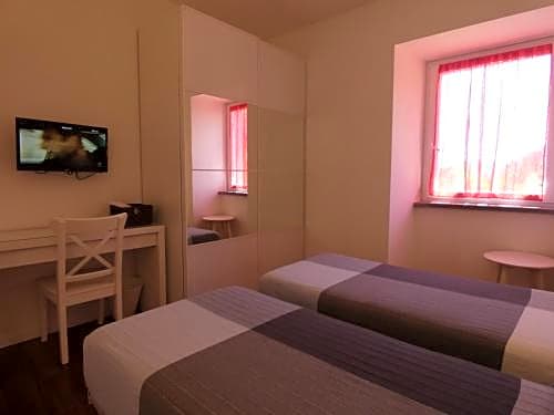 SANT'ANNA HOSTEL