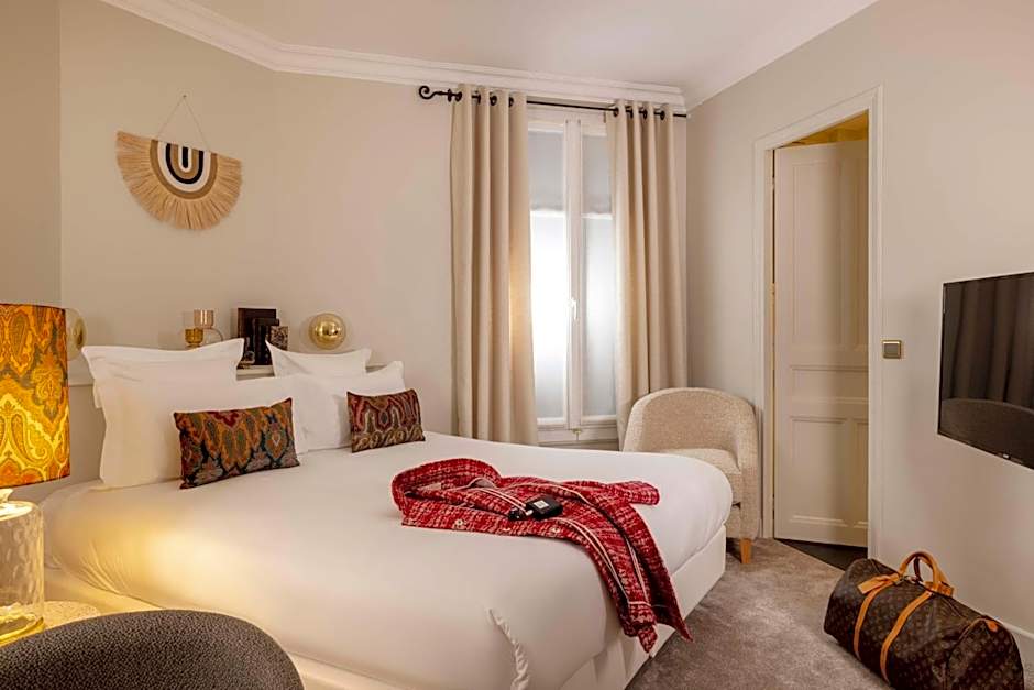 Hotel De Banville