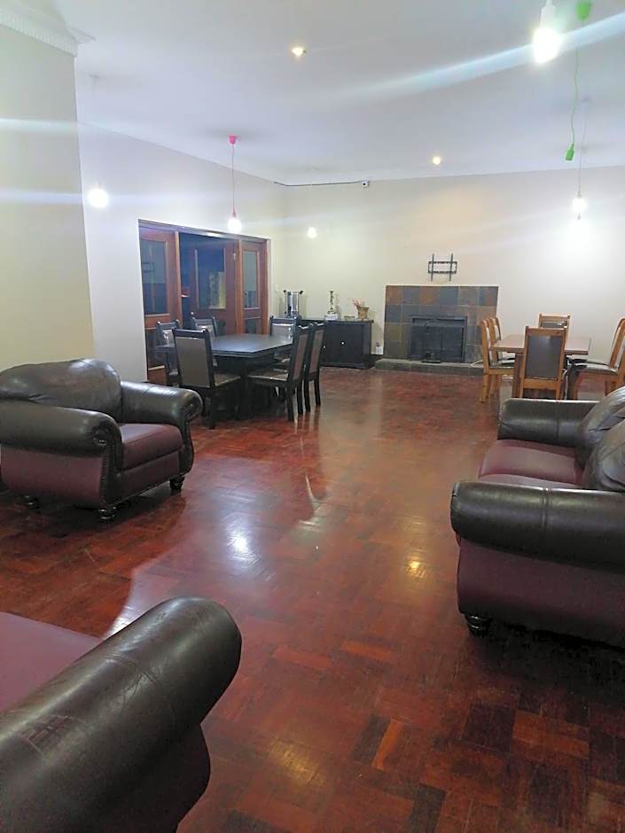 180 On Anderson Guest House