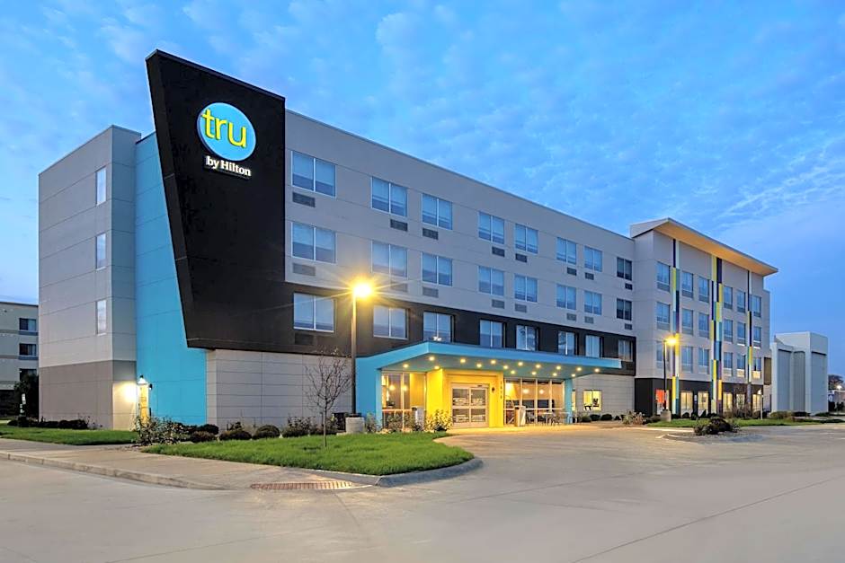 Tru by Hilton Anderson