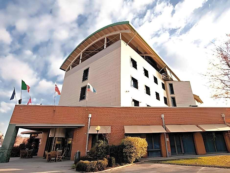 Point Hotel