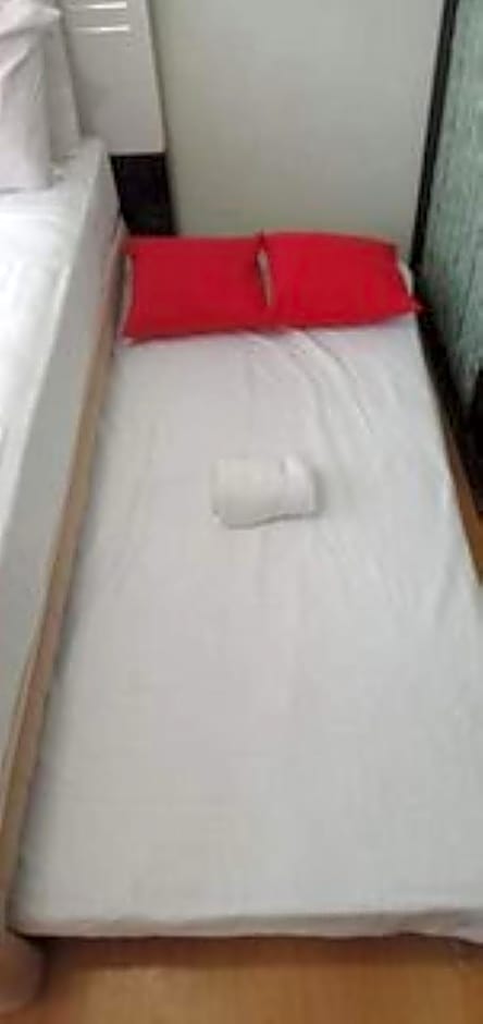 One oasis A10 3mins walk SM Mall,free pool - wifi