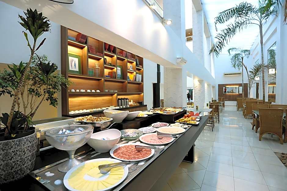 Oasis Tower Hotel