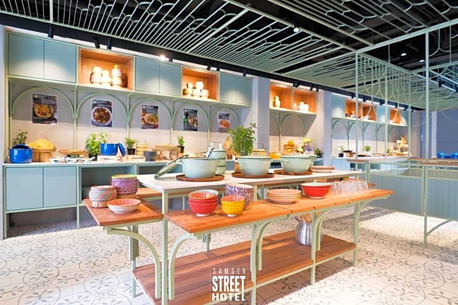 Samsen Street Hotel