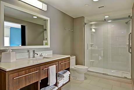 2 Queen Beds Studio Nonsmoking