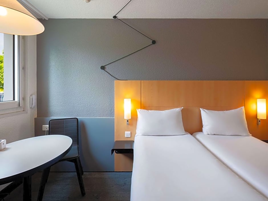 ibis Cergy-Pontoise Le Port