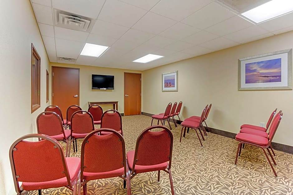 Comfort Suites Charleston West Ashley