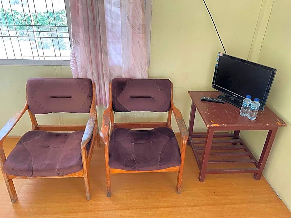 Valencia Homestay Redpartner