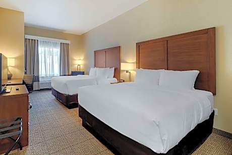 2 Queen Beds, Nonsmoking, Accessible