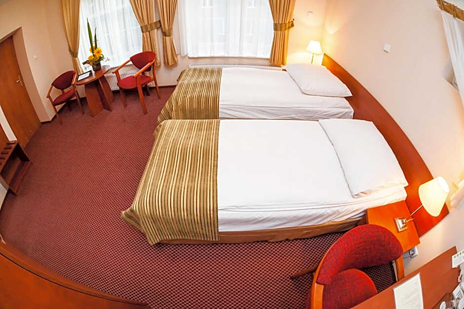 Hotel Logos