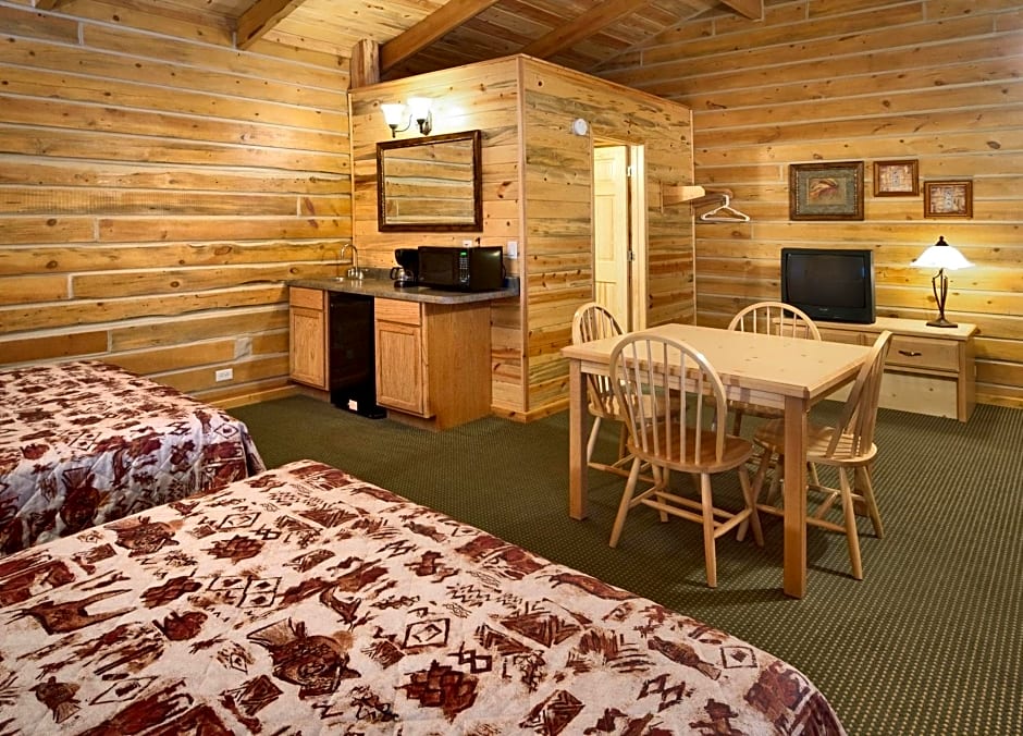Rock Crest Lodge & Cabins